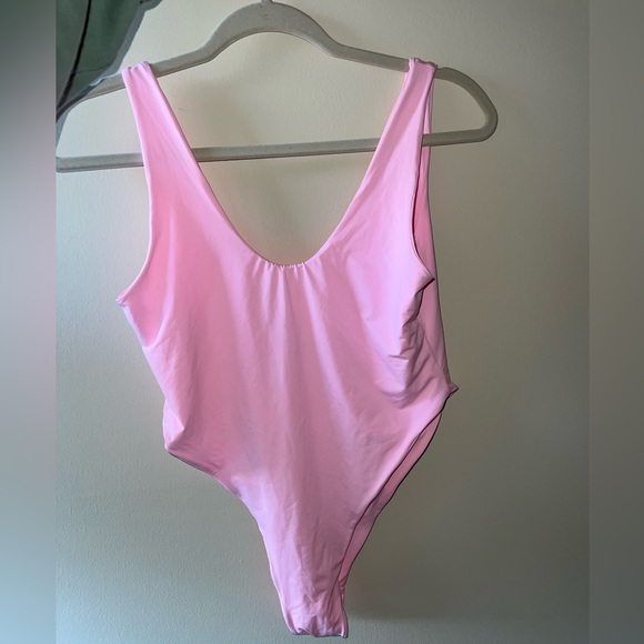 Four Three Seven 437 One Piece Pink Swim Suit Large - Picture 3 of 4